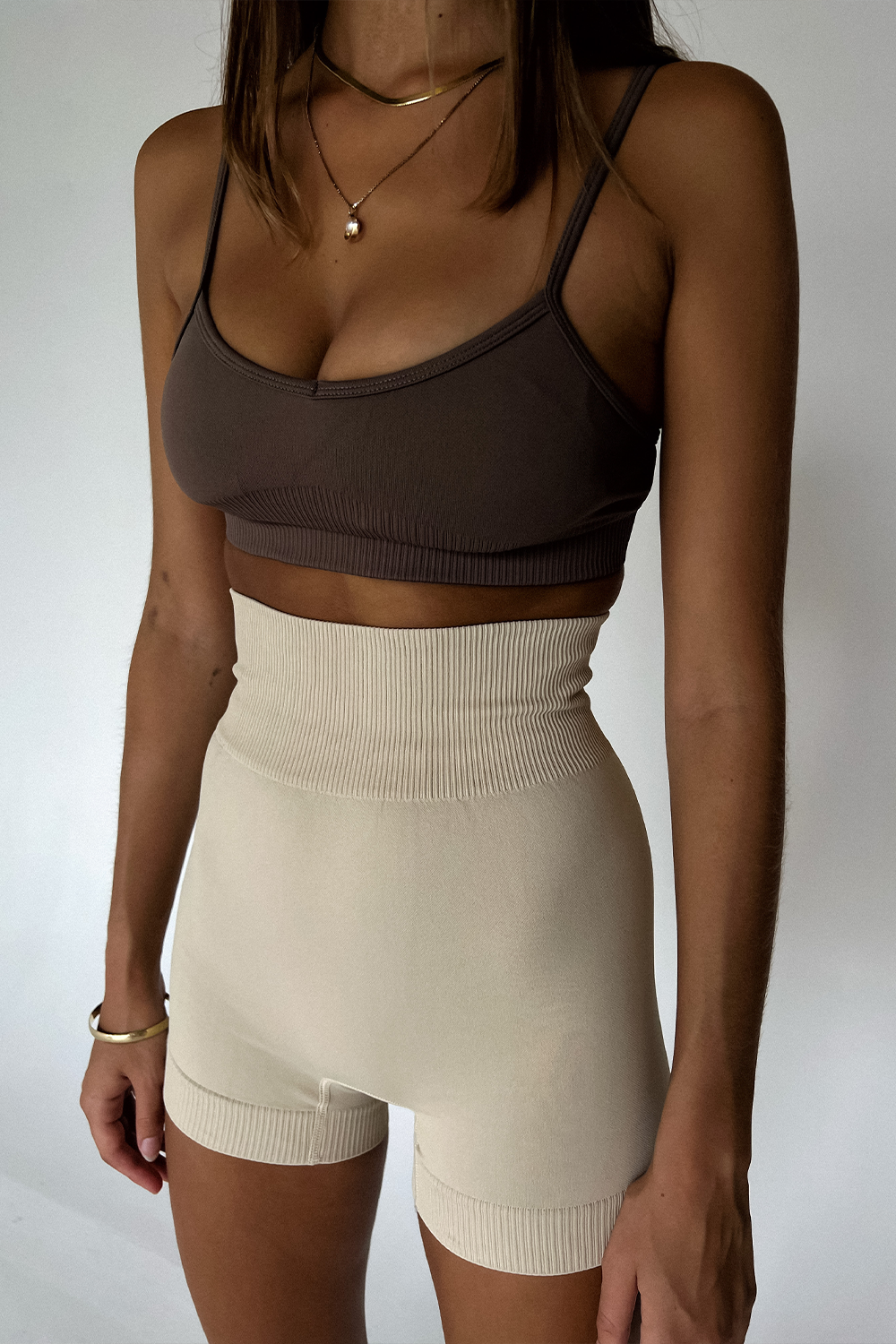 crop top in brown