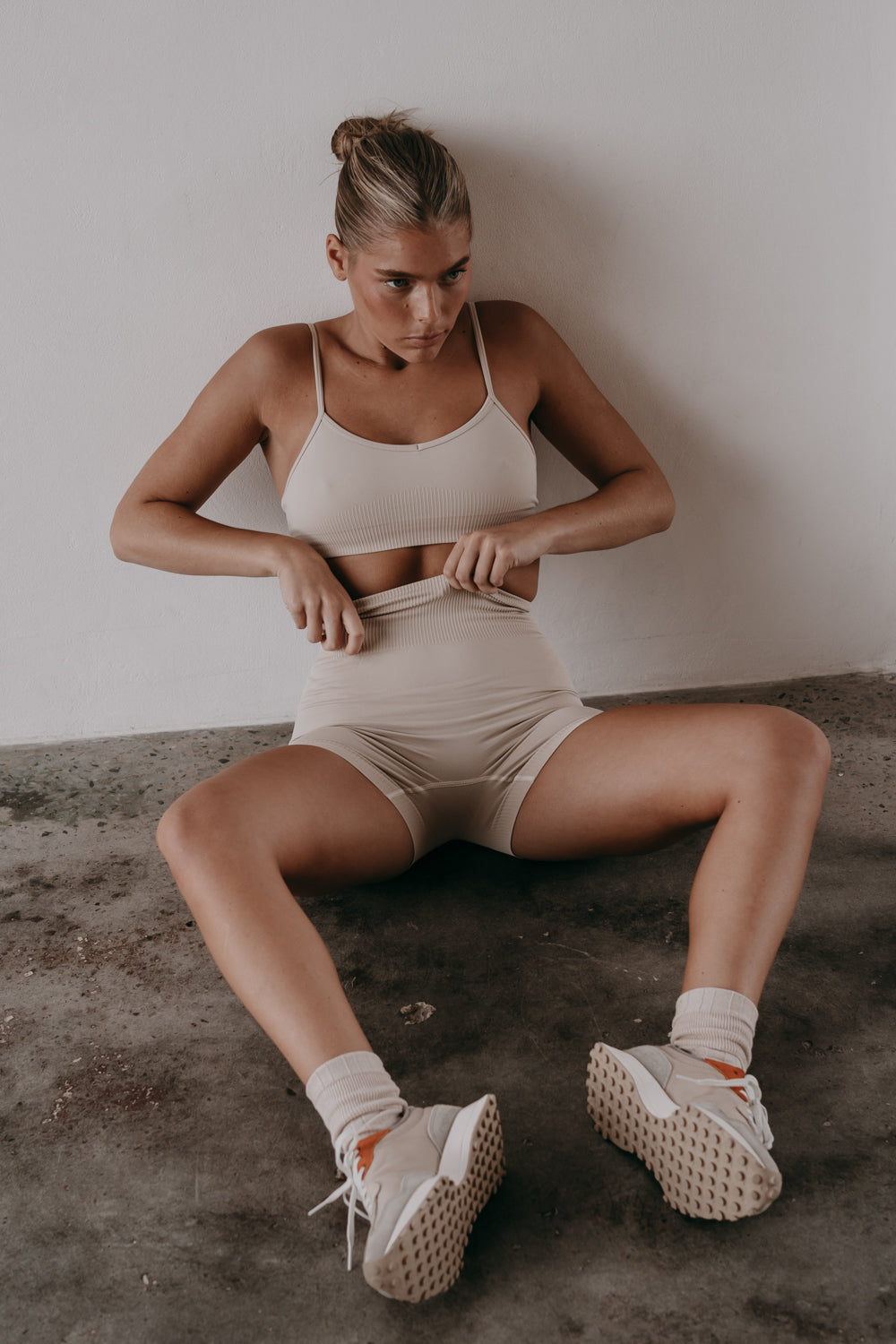 crop top in cream