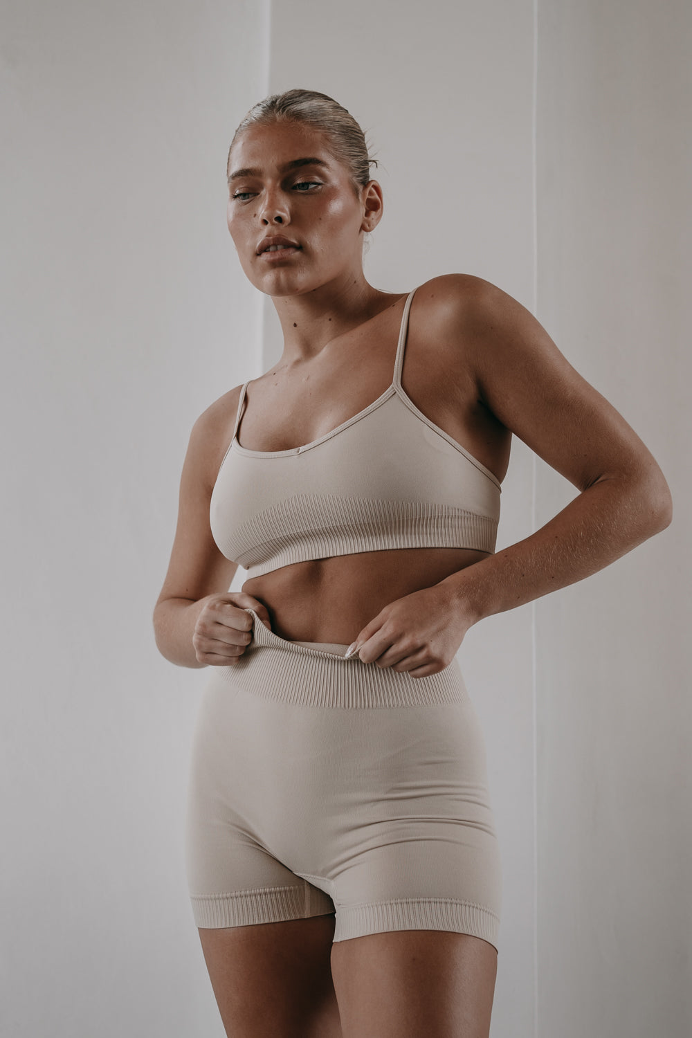 crop top in cream